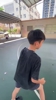 篮球也可以治愈漂泊的无奈，思绪太多不如就打一打篮球